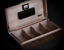 Prometheus Milano Series WALNUT/50 CIGARS HUMIDOR