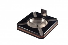 4 Cigar Ashtray Black with Cutter