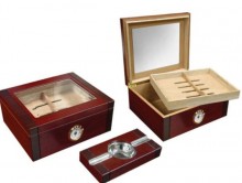 Two Tone Cherry & Rosewood Set with Ashtray Humidor 50 cigar capacity